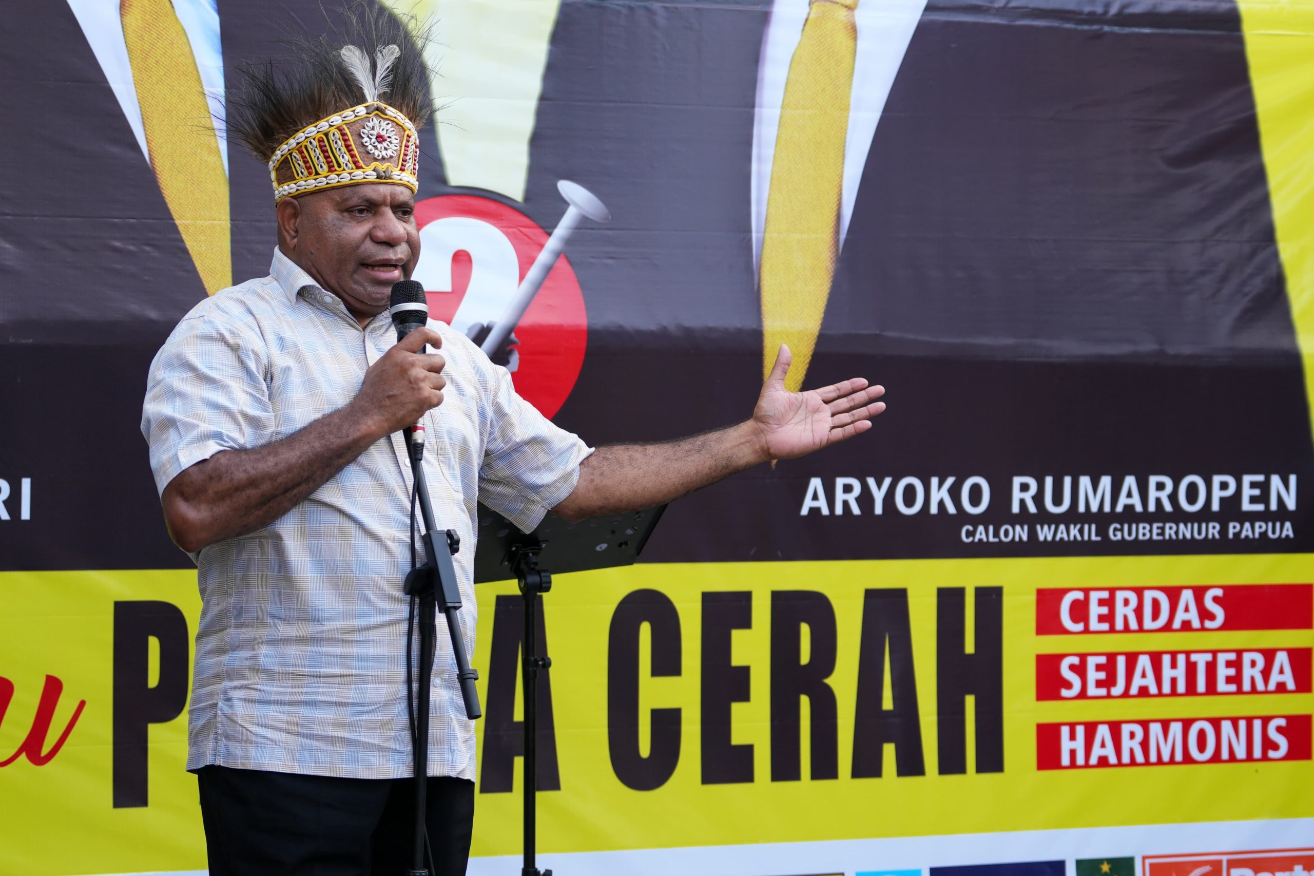 Dorong Papua Cerah, Gubernur Fakhiri Resmi Lantik Tim Percepatan Pembangunan dan  Staf Khusus