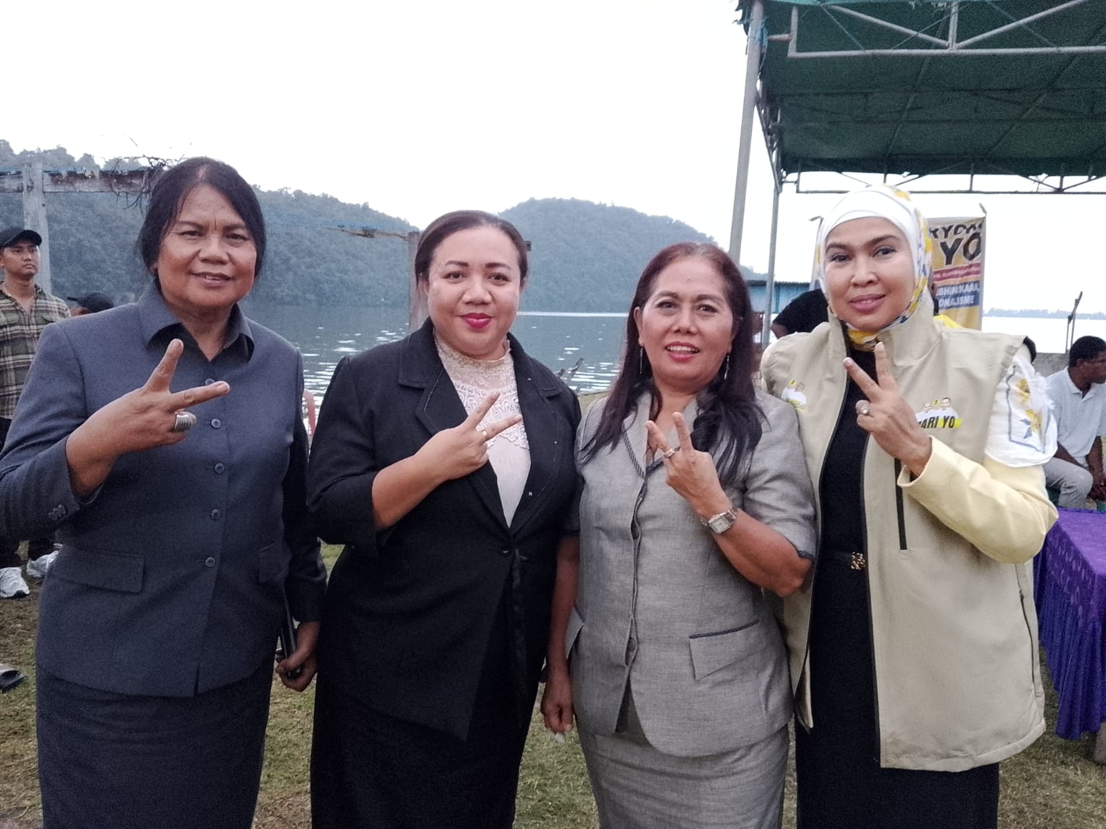 Empat Srikandi DPR Kota Jayapura Turun Gunung! MARI YO Dapat Dukungan Penuh dari kelurahan  Abe Pantai