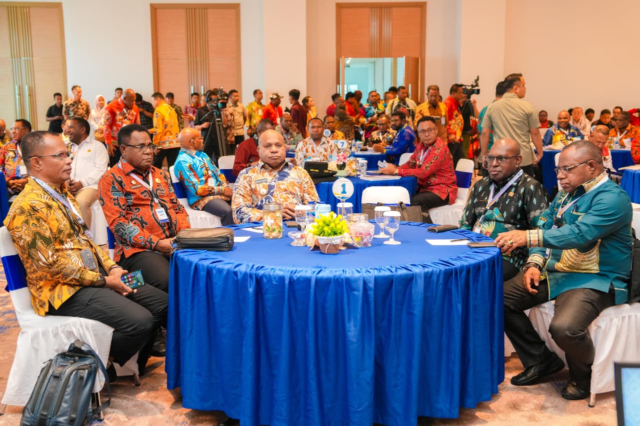 RUPS Bank Papua Resmi Dibuka Matius Derek Fakhiri, Tekankan Peran Strategis bagi Kesejahteraan Papua