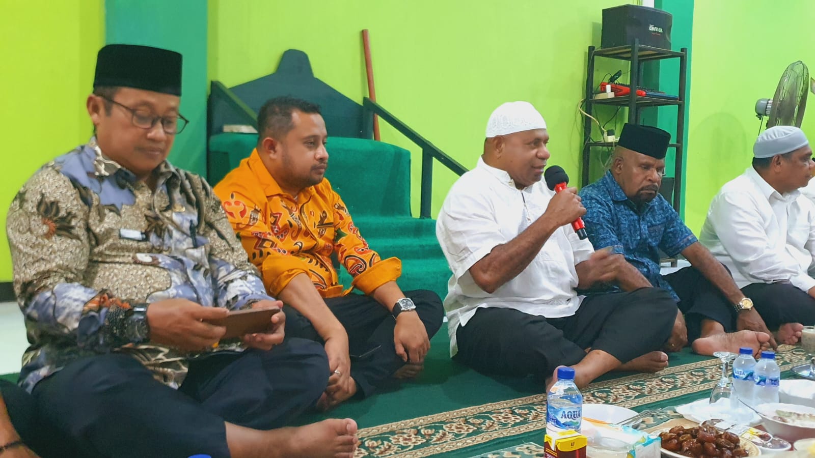 Safari Ramadan MDF di Sentani, Didampingi Oleh Bupati YW, HYU Ajak Kader Golkar Perkuat Dukungan untuk Pemerintahan  YW–HRY Di Kabupaten Jayapura